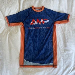 AMP blue and orange short sleeve rash guard